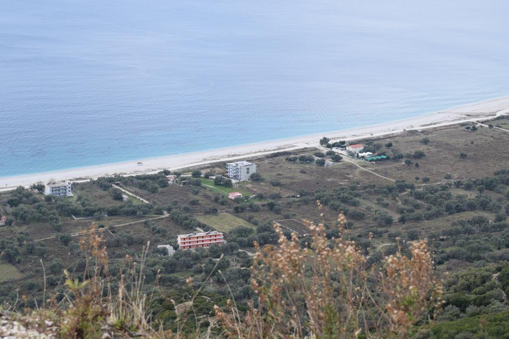 Vila Hadhri Borsh Luaran gambar